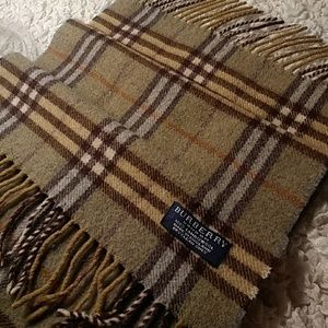 Vintage Burberry Green Check Lambswool Scarf