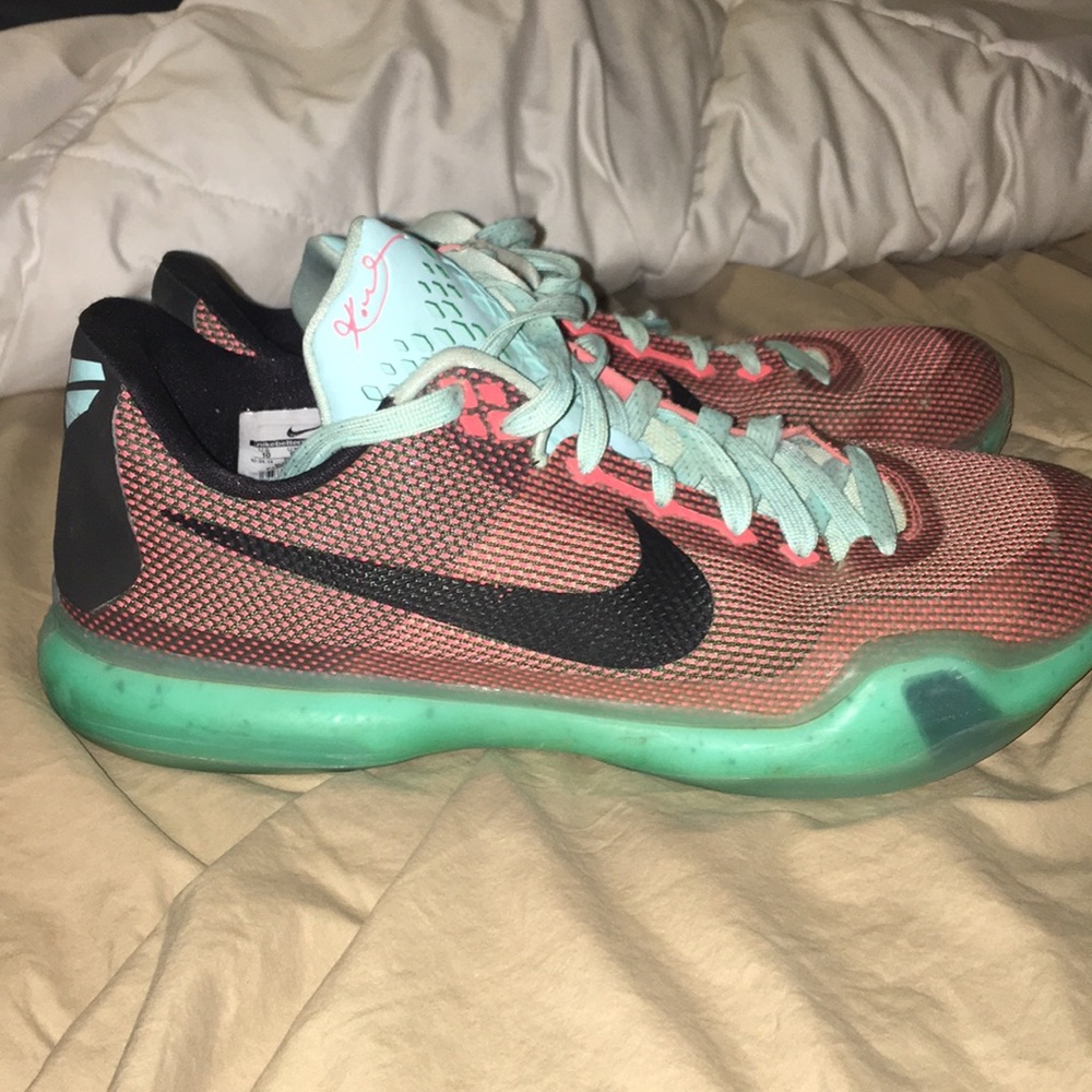 Kobe 10 Easter