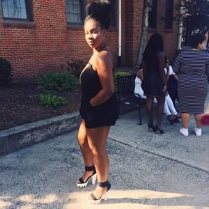 Meet your Posher, Briana