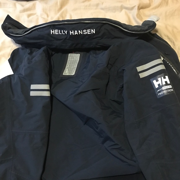 Helly Hansen jacket - Picture 4 of 6