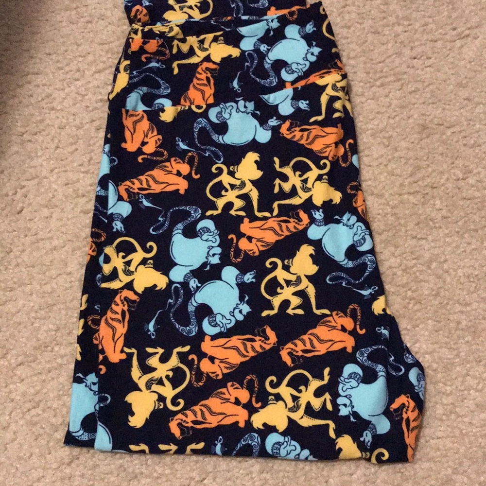 Lularoe TC Aladdin leggings! 🧞‍♂️ 🐵 🐅