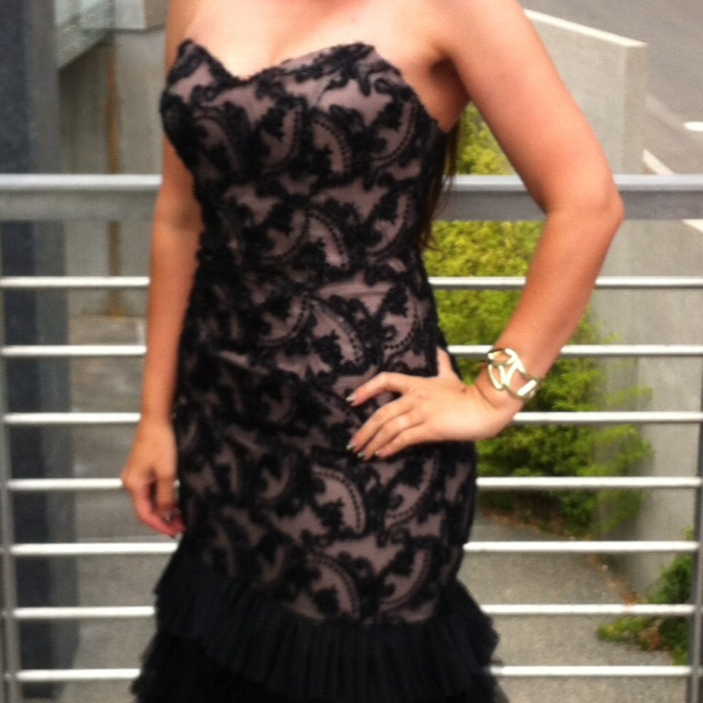 Camille La Vie elegant long formal dress