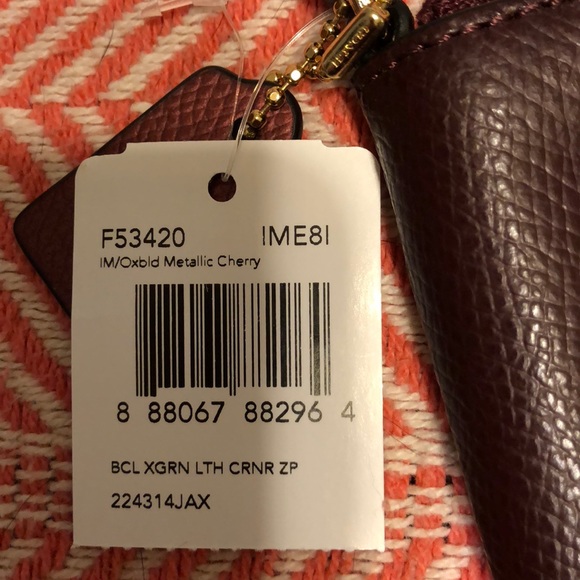 Coach Wristlet - New with Tags! - Picture 5 of 5