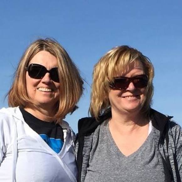 Meet your Posher, Loree - Picture 1 of 1