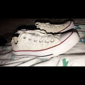 White Converse women's 8!