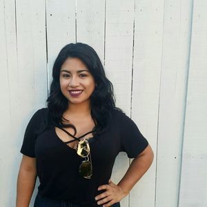 Meet your Posher, Ana