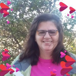 Meet your Posher, Roxanne