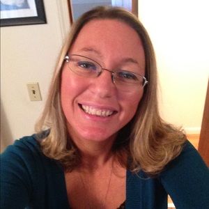 Meet your Posher, Leslie