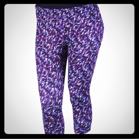 Nike Pants - Nike Dri Fit Capris