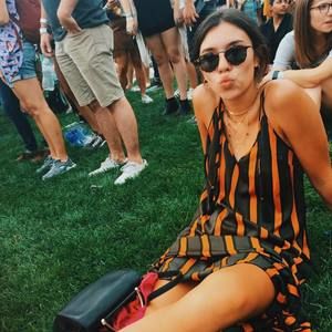 Meet your Posher, Isabel