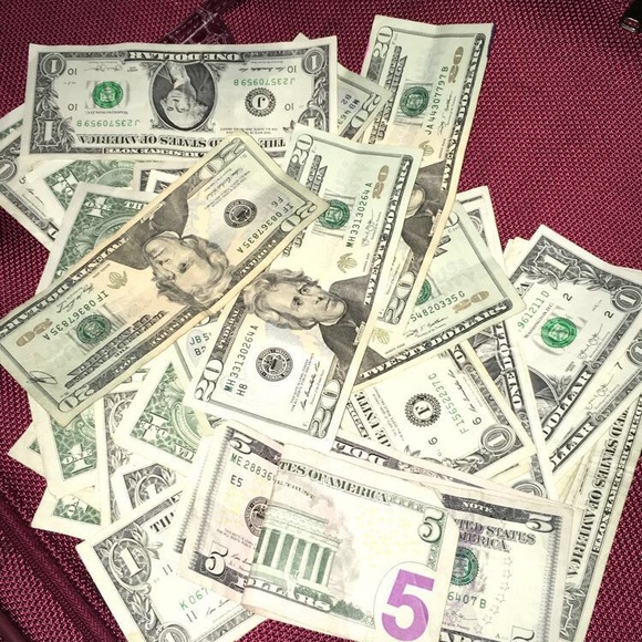 Meet your Posher, Fabien - Picture 1 of 1