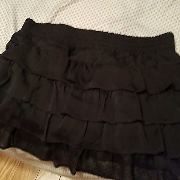 Sheer black, layered mini skirt - Picture 4 of 4