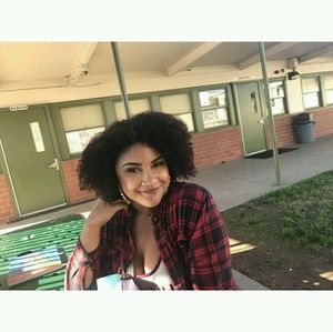 Meet your Posher, Brianna