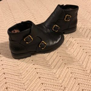 Women’s boots