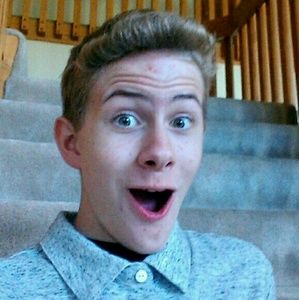 Meet your Posher, Logan