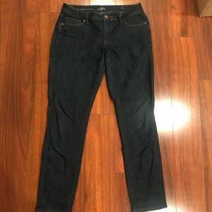 Curvy Skinny Blue Jeans