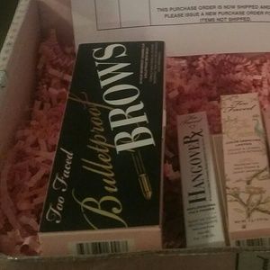 NIB Bulletproof Brows Too Faced