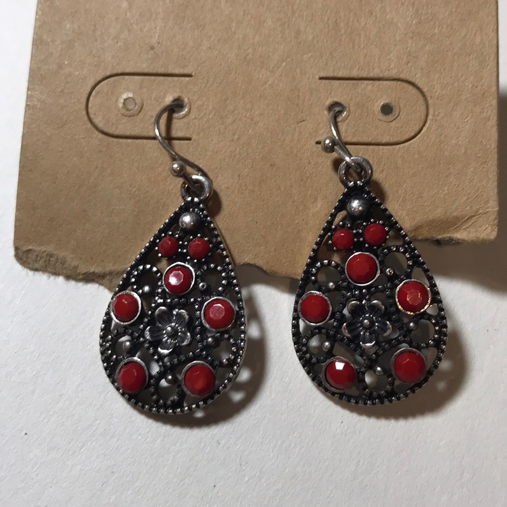 Earrings NWT