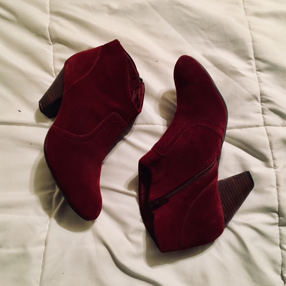 Aldo ankle suede booties