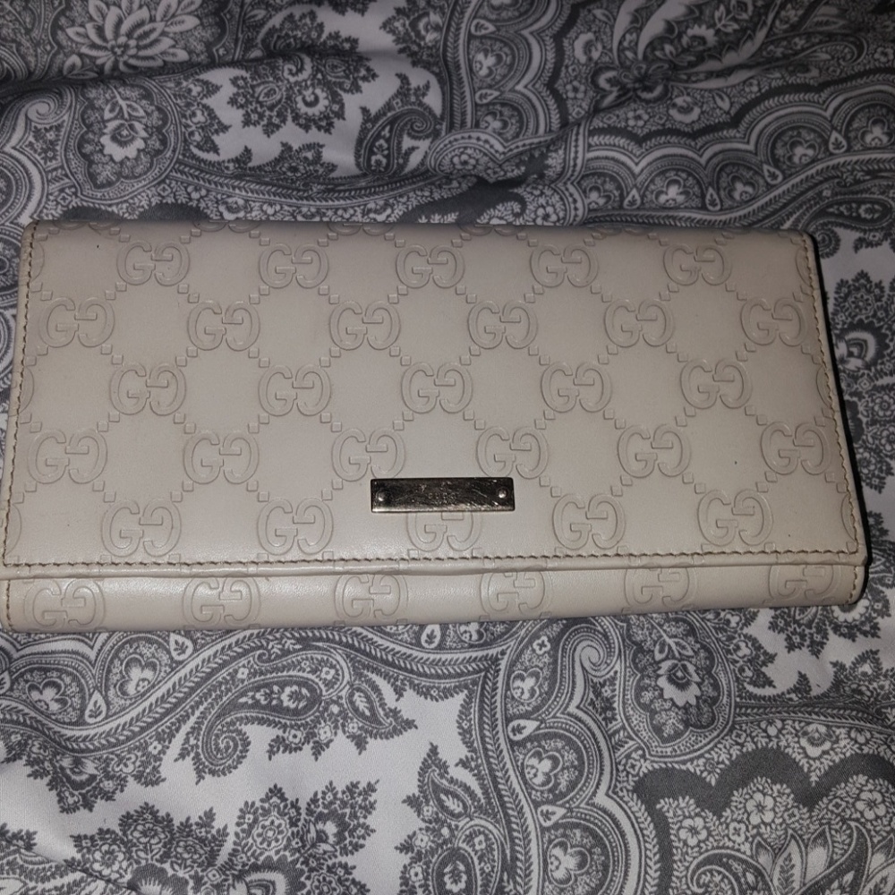gucci wallet