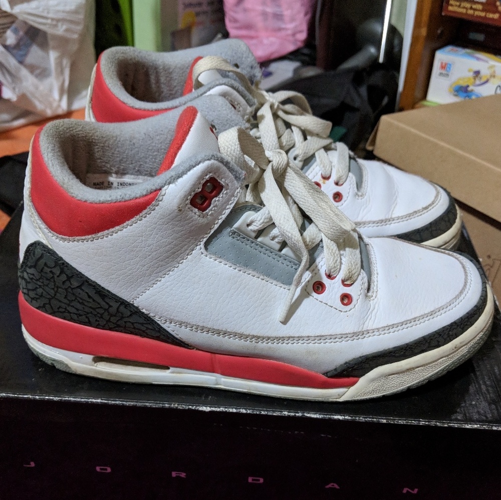 Air Jordan Retro 3s