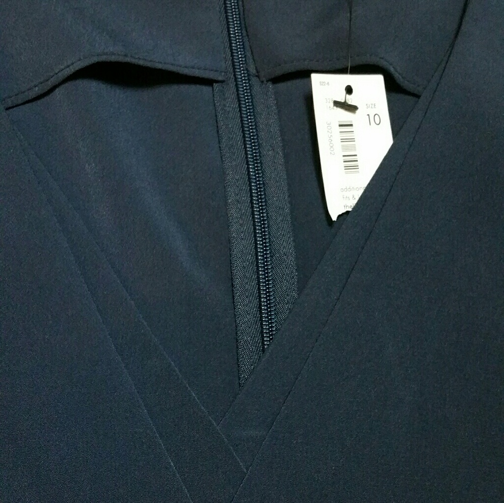 Limited Jumpsuit - Picture 3 of 3