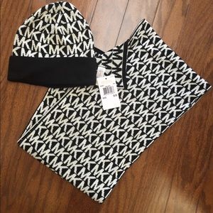 Michael Kors MK Print Beanie & Scarf One Size