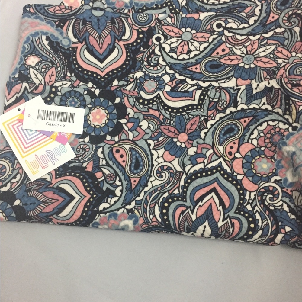 LuLaRoe small cassie NWT