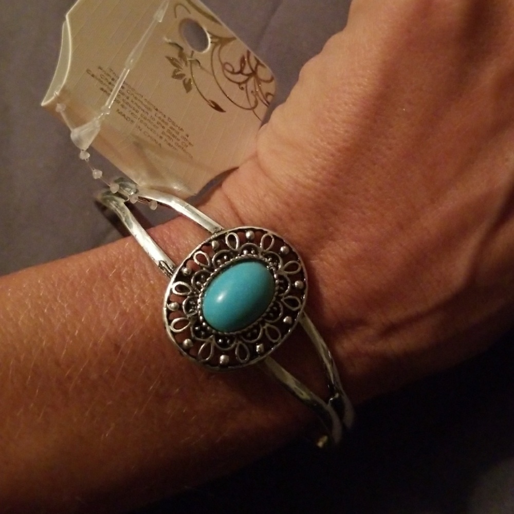 NEW BOHO BRACELET