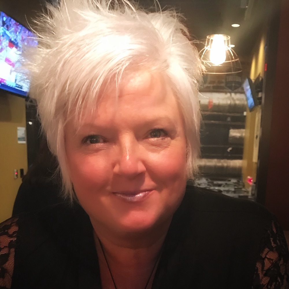 Meet your Posher, Aneeva