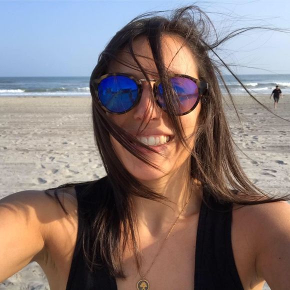 Meet your Posher, Alanna - Picture 1 of 1