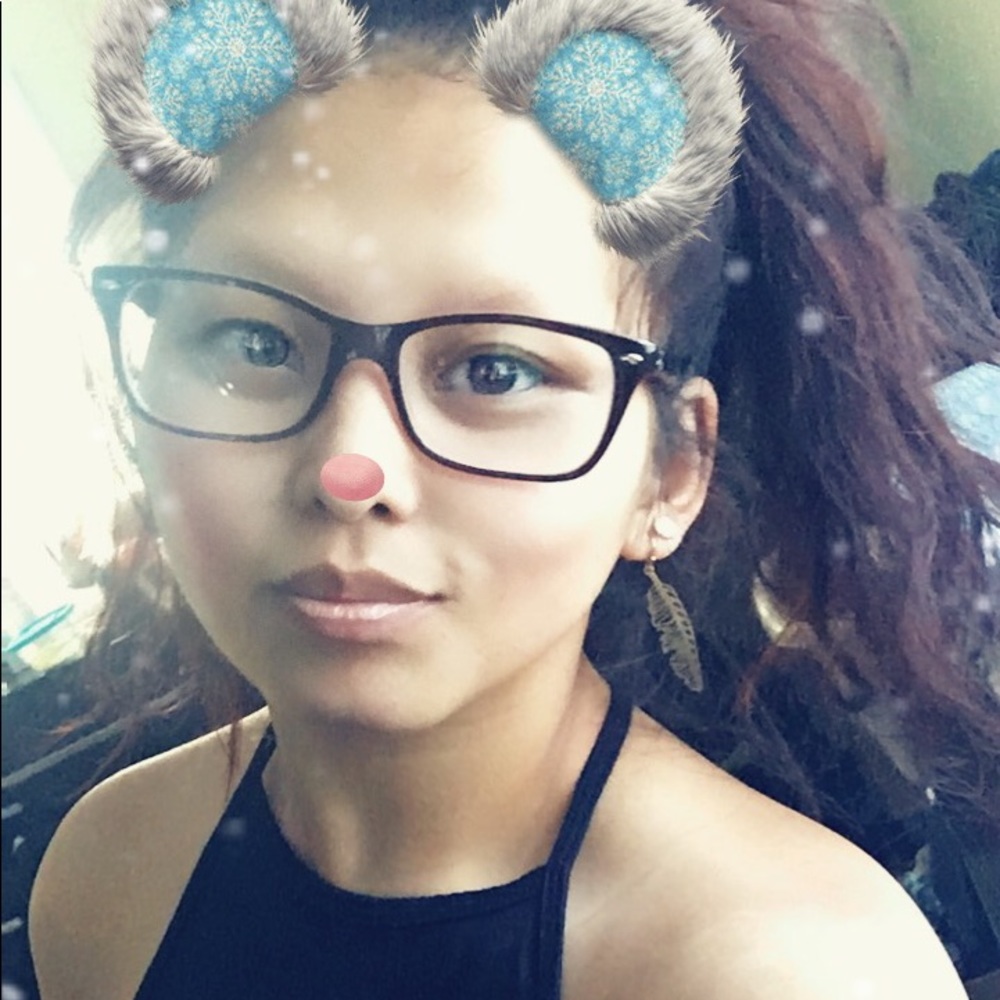 Meet your Posher, Salena