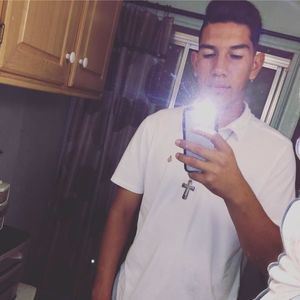 Meet your Posher, Victor