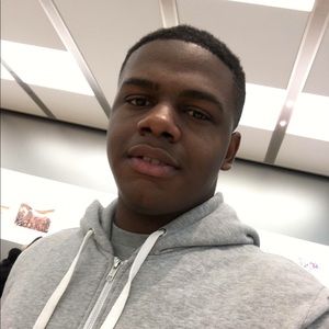 Meet your Posher, Ramone