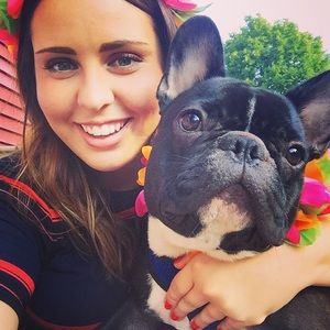 Meet your Posher, Caitlin