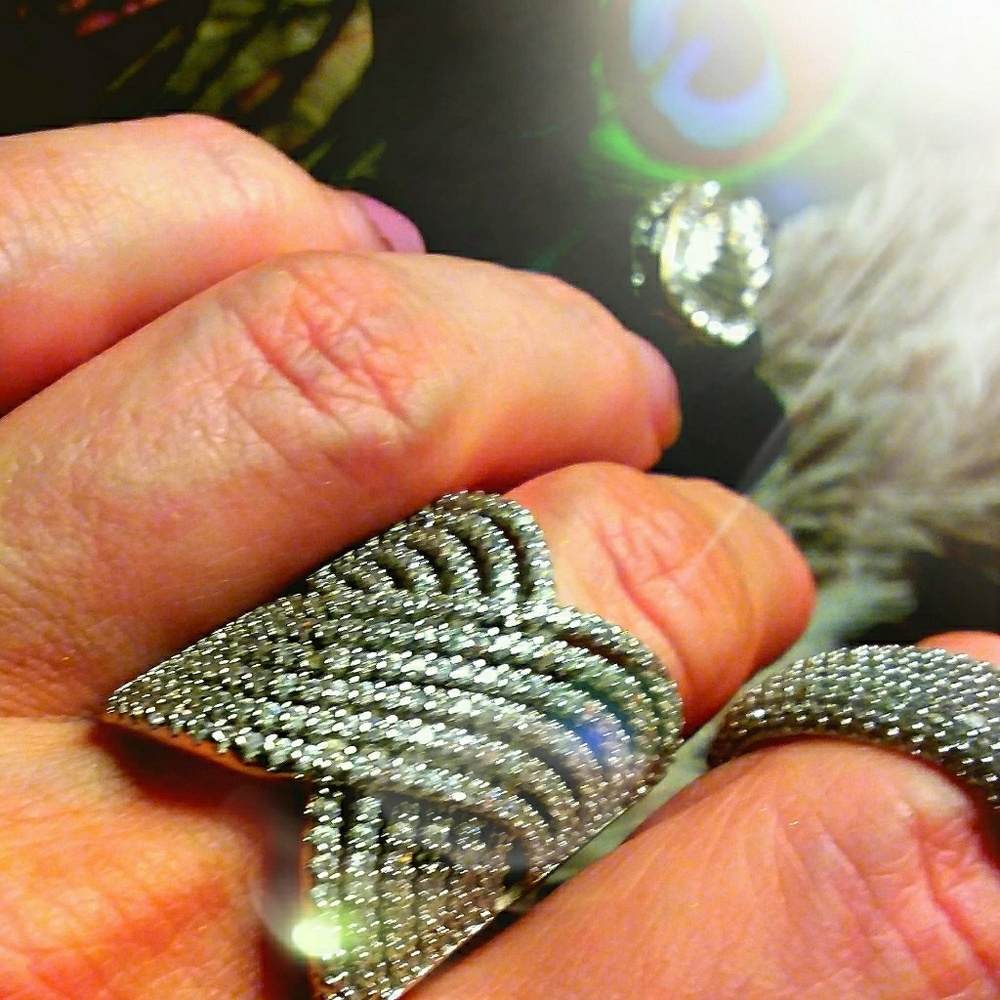 🎁 ABSOLUTELY STUNNING ''X'' RING AAAA CZ's 🎁SZ 8 - Picture 4 of 4