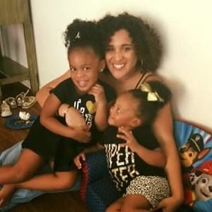 Meet your Posher, Carla