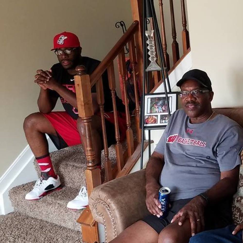 Meet your Posher, Philip