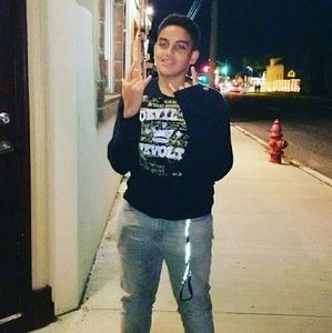 Meet your Posher, Amr