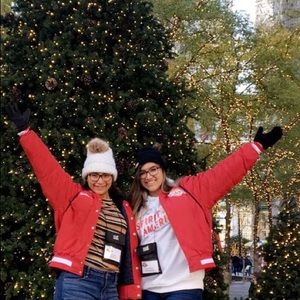 Meet your Posher, Elizabeth