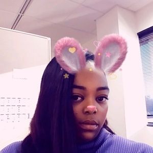 Meet your Posher, Kamica