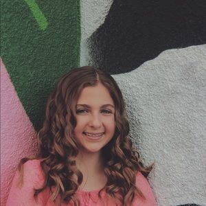 Meet your Posher, Madison