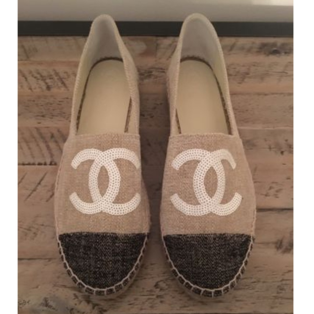*SOLD* New Auth Chanel Beige Espadrille Sequin CC