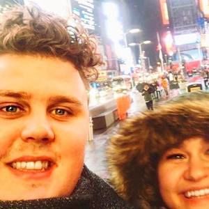 Meet your Posher, Darren