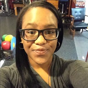 Meet your Posher, Vanessa