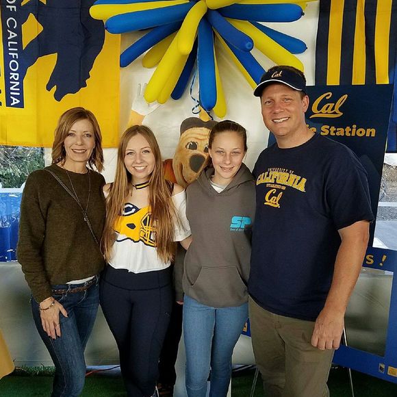 Meet your Posher, Shelly - Picture 1 of 1