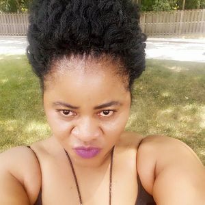 Meet your Posher, Jennie