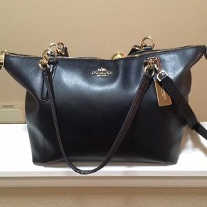 Coach black leather tote