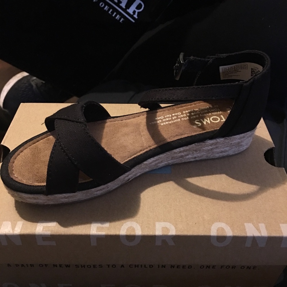 Kids sandals
