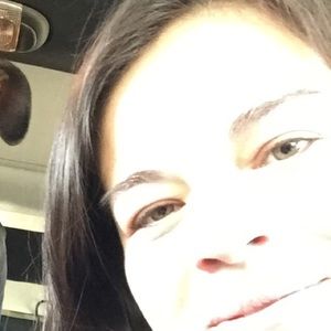 Meet your Posher, Gloria